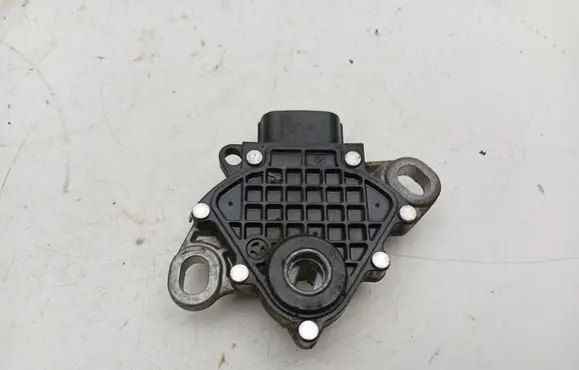Lexus NX Sensor 8945152040