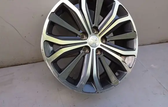 Peugeot 4008 R18 alloy rim 1608200080