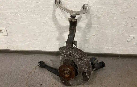 BMW X5 F15 Front wheel hub spindle knuckle 6773734