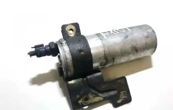 Mazda 626 Air conditioning (A/C) pressure sensor l5011h405
