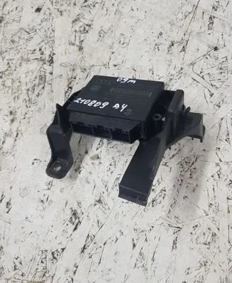 Audi A4 S4 B8 8K Parking PDC control unit/module 8K0919475