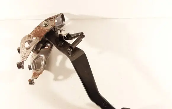 Toyota Verso Brake pedal