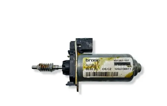 BMW iX Seat adjustment motor 1202336611
