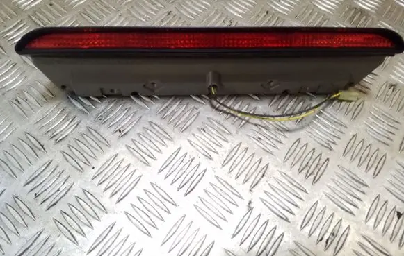 Subaru Forester SG Third/center stoplight