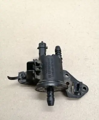 Opel Vectra C Vacuum valve 