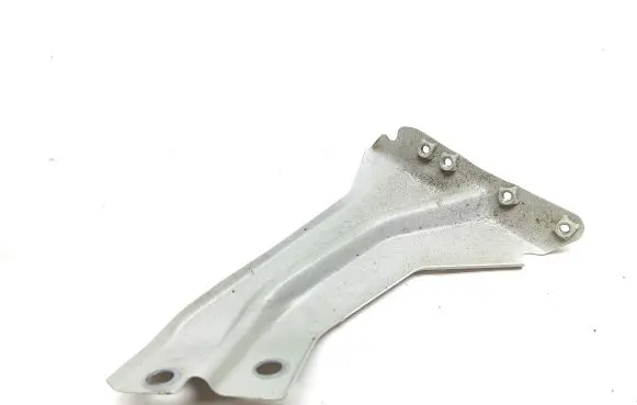 Audi A1 Fender mounting bracket 8X0821135A 1701SMAR