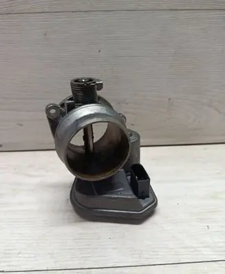 BMW 5 E60 E61 Throttle valve 7804373 392661978