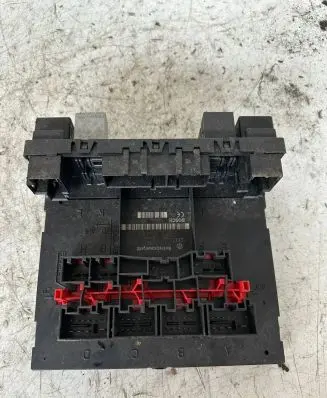 Volkswagen PASSAT B6 Comfort/convenience module 3c8937049d