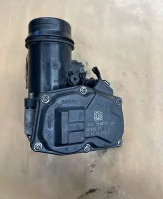 BMW 1 F20 F21 Throttle valve 10378517 7810752