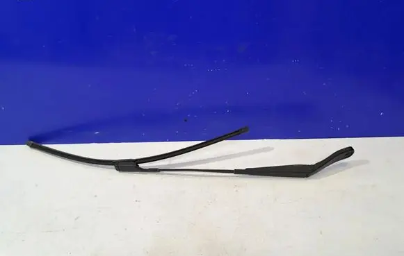 Volvo V60 Windshield/front glass wiper blade 30753504