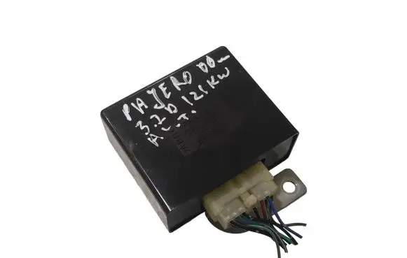 Mitsubishi Pajero Aerial antenna amplifier MR495622 1650002230