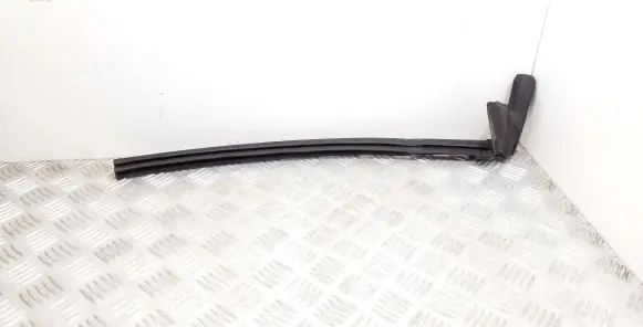 Audi A5 8T 8F Rubber seal rear door window/glass 8F0839479E