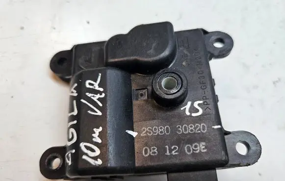 Opel Agila B Air flap motor/actuator 2S98030820