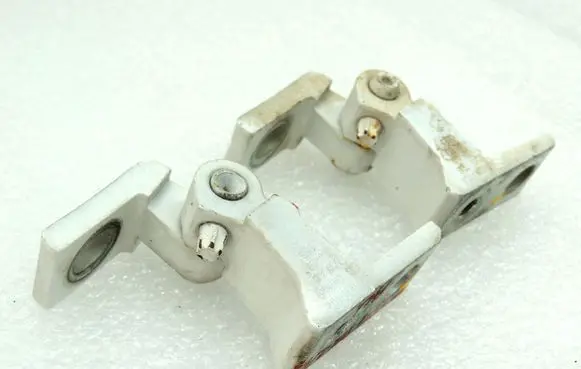 Volkswagen Tiguan Front door upper hinge 5N0831402 5N0831402A