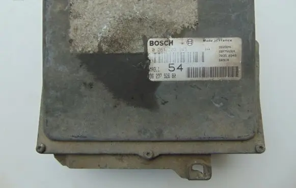 Peugeot 106 Engine control unit/module 9623792680 0261203943