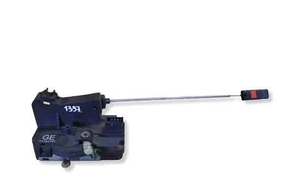 Opel Meriva A Front door lock 13154791