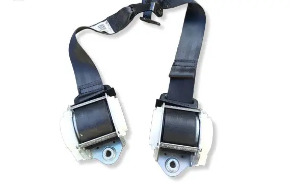 Volkswagen Golf Plus Rear seatbelt 5M0857805 5M0857806 45702