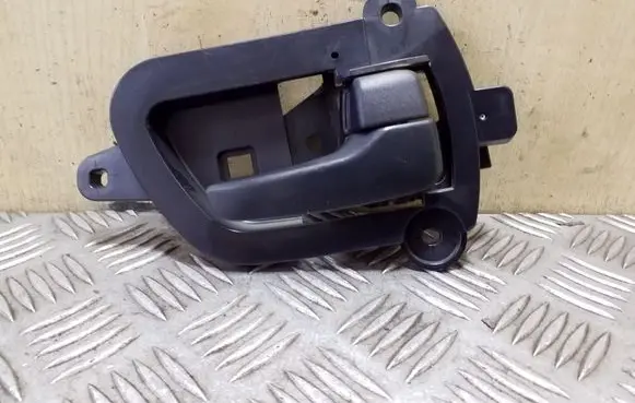 Mitsubishi Outlander Front door interior handle MN105360 SPC01650