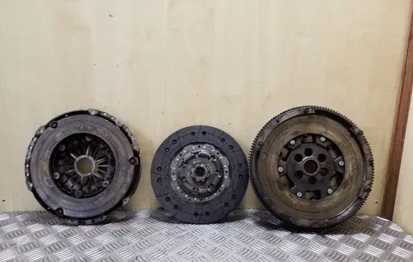 Volkswagen Eos Clutch set kit 022141025S 022141031R 06F105266Q