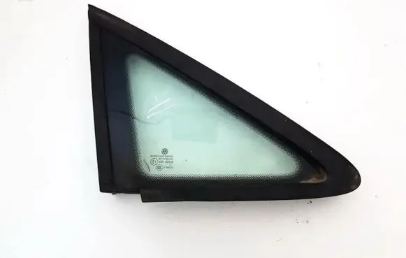 Volkswagen Touran I Front triangle window/glass 
