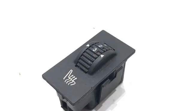 Citroen DS5 Seat heating switch 96672141XT