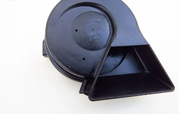 Audi A4 S4 B8 8K Horn signal 8T0951221A