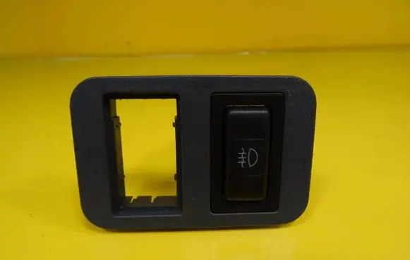 Toyota Starlet (P90) V Fog light switch F10CS16