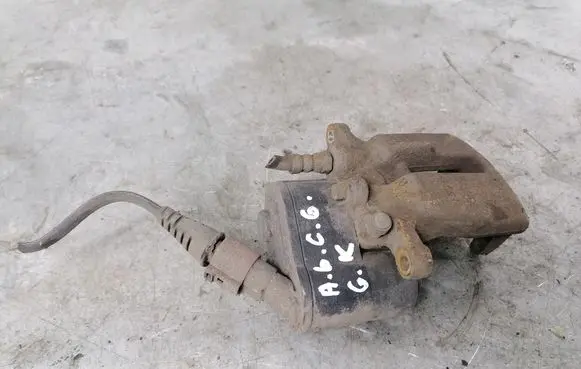 Audi A6 S6 C6 4F Rear brake caliper