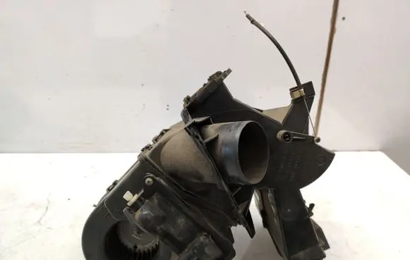 Volkswagen Polo II 86C 2F Interior heater climate box assembly housing 867819363 867819003