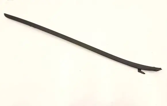 BMW 2 F46 Windshield trim 7331508