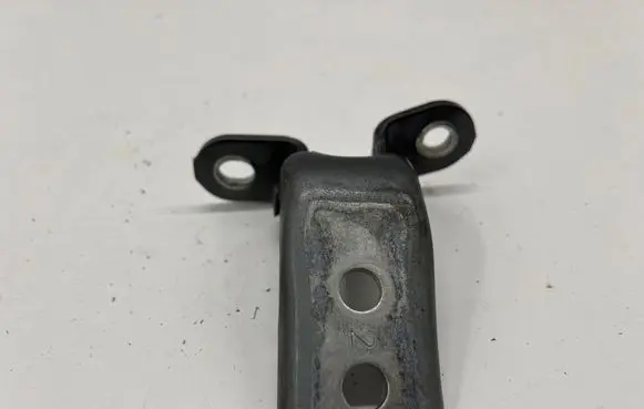 Toyota C-HR I Front door upper hinge 