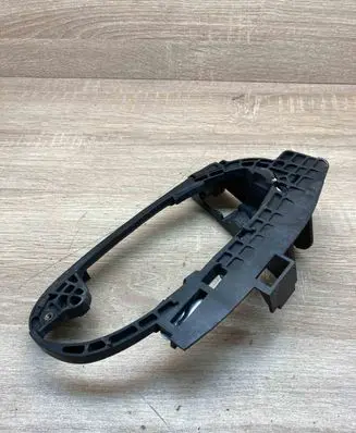 BMW 7 E65 E66 Rear door exterior handle/bracket 7191572