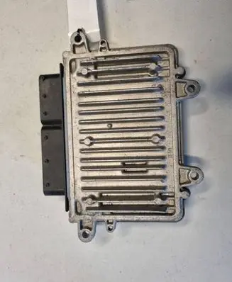 Mercedes-Benz A W169 Engine control unit/module 0281013967