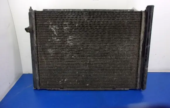 Volkswagen Transporter - Caravelle T3 Coolant radiator