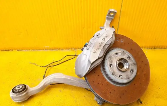 Mercedes-Benz GLC X253 C253 Front wheel hub spindle knuckle