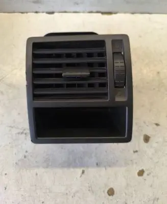 Volkswagen Transporter - Caravelle T5 Dashboard side air vent grill/cover trim 7H1819203C
