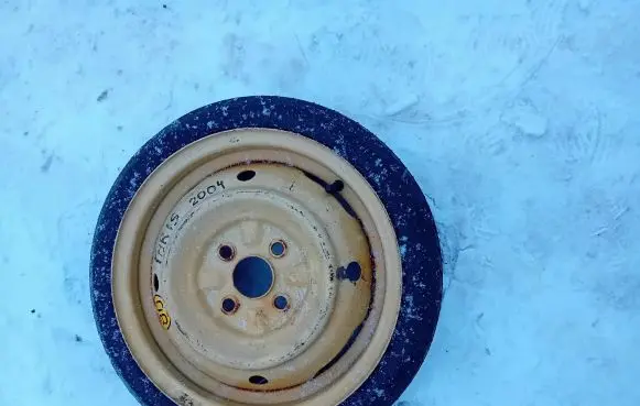 Toyota Yaris R14 spare wheel 