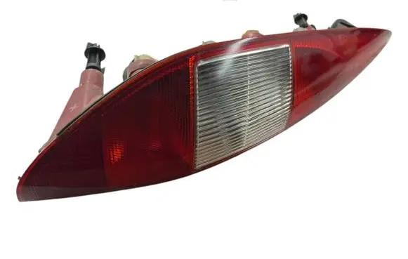 Ford Mondeo Mk III Rear/tail lights 1S7113405C