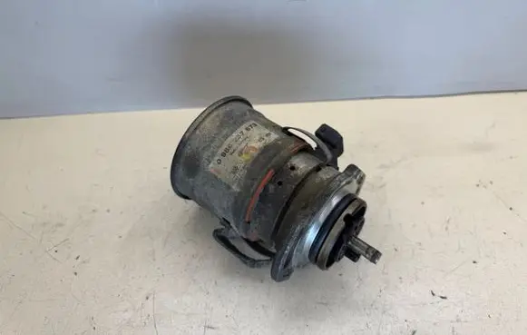 Volkswagen Polo III 6N 6N2 6NF Spark distributor 0986237673