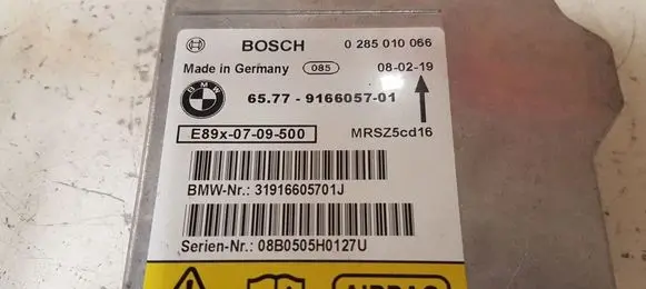 BMW 1 E82 E88 Airbag control unit/module 0285010066 31916605701J 916605701