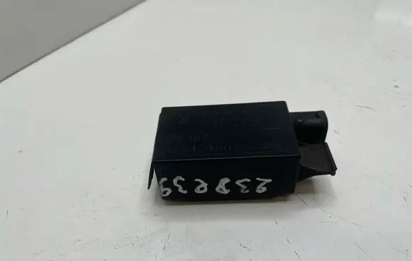 BMW 5 E39 Immobilizer control unit/module 110187 64118391470 00612000462250
