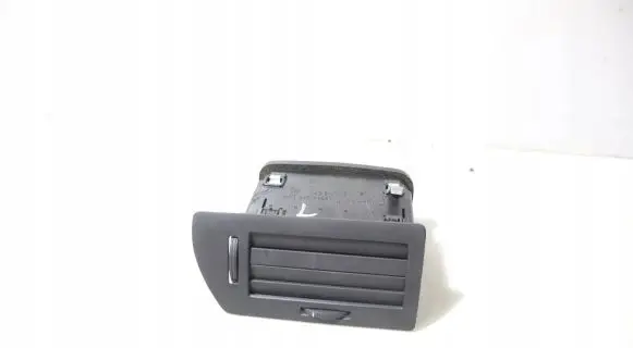 Opel Astra H Dashboard side air vent grill/cover trim