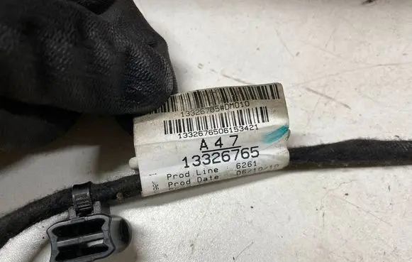 Opel Insignia A Front door wiring loom 13326765