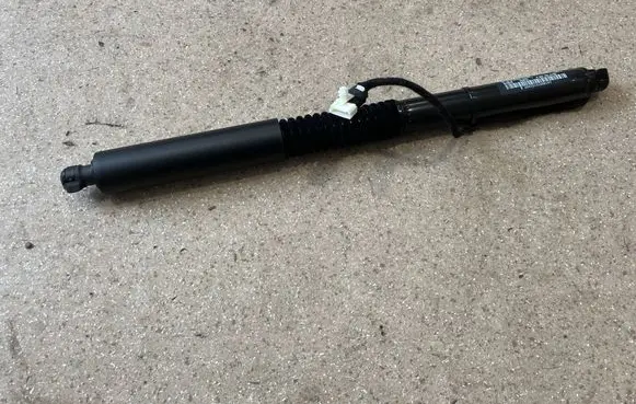 BMW X3 G01 Tailgate/trunk strut/damper 9482795