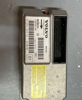 Volvo V70 Airbag control unit/module 8651523 0285001456 020221024001