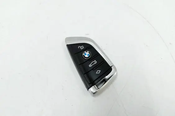 BMW X3 G01 Ignition key/card 8717515