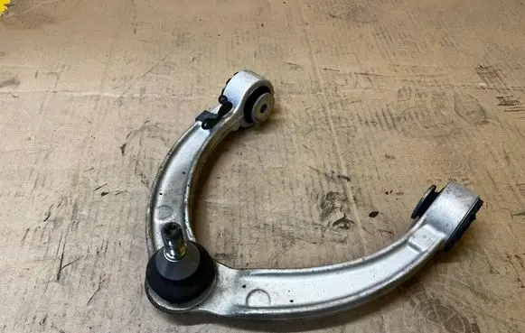 Mercedes-Benz GL X166 Front upper control arm/wishbone 16614