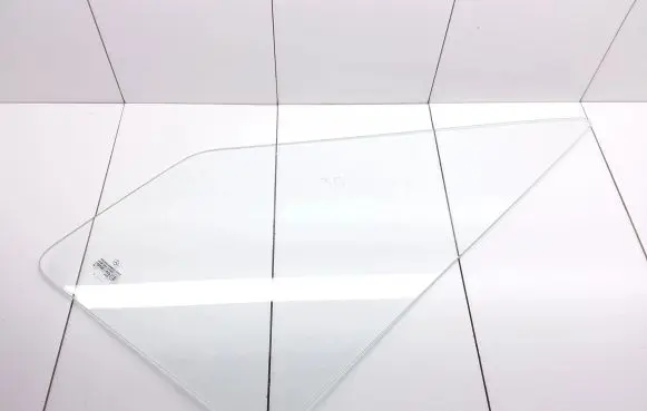 Mercedes-Benz Sprinter W901 W902 W903 W904 Front door vent window glass four-door DOT27AS2M320 E143R001025