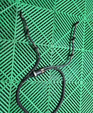 Audi A6 S6 C6 4F Fuel return line/hose 2136300