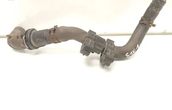 Volkswagen Golf V Engine coolant pipe/hose 1K0121113A